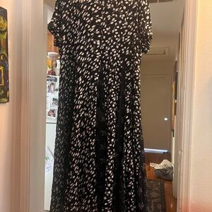 Vintage Black and White Floral Dress